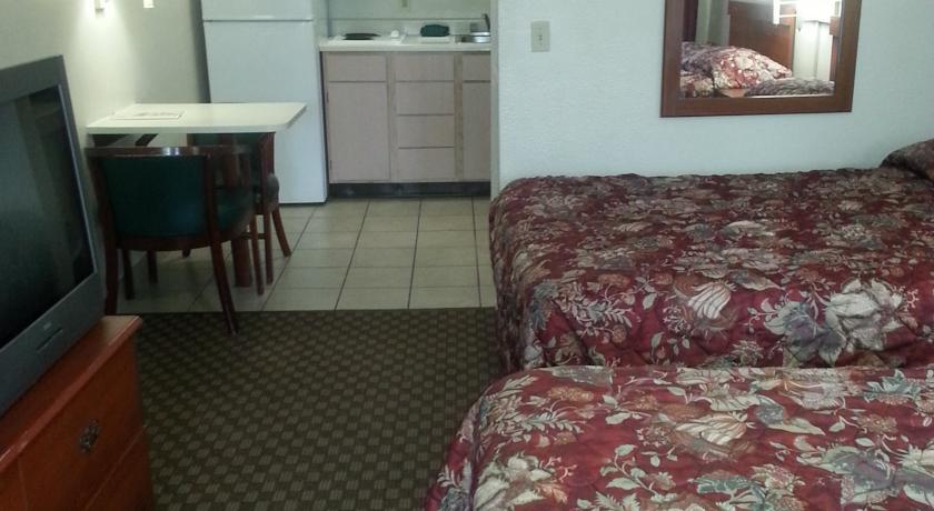 Intown Suites Extended Stay Houston Tx - Westchase Bilik gambar